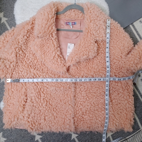 URBAN Outfitters Sherpa jacket size L - Picture 12 of 12